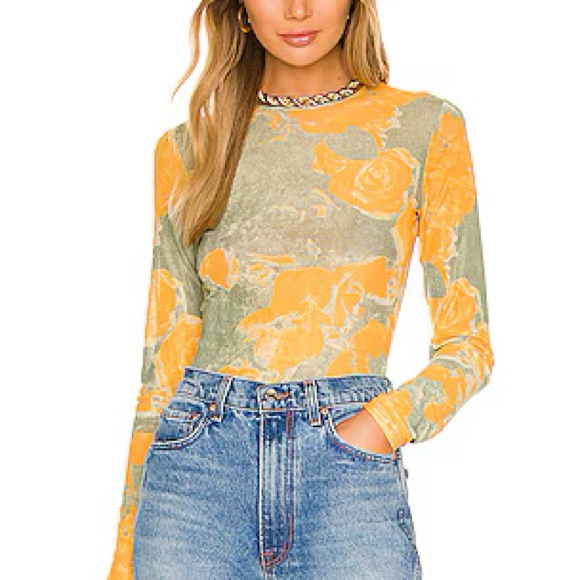 Long Sleeve Tee In Decades Yellow
